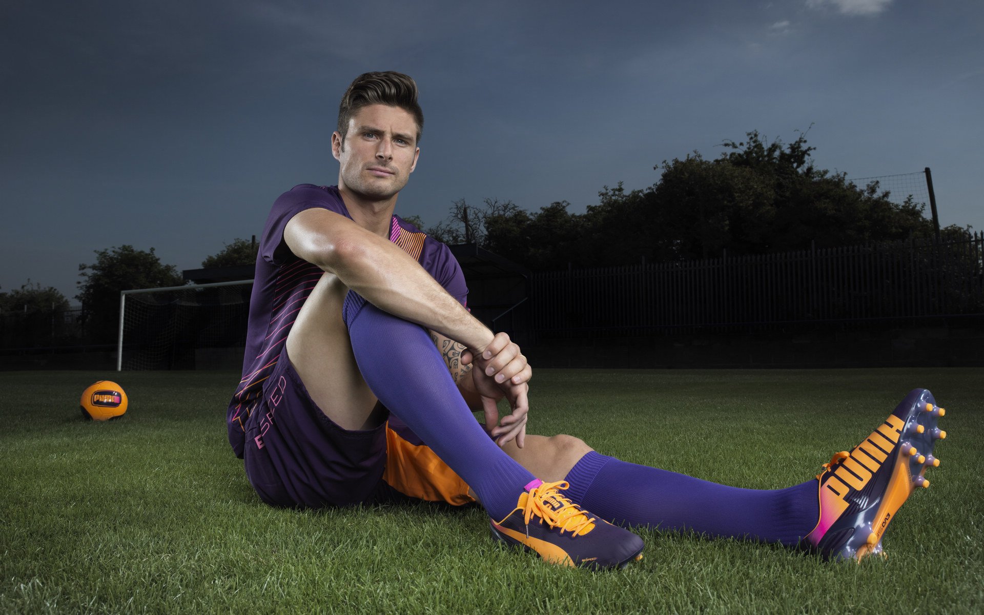 逆境中的“领袖”风采：欧冠赛场上的团队核心，欧冠联赛成员