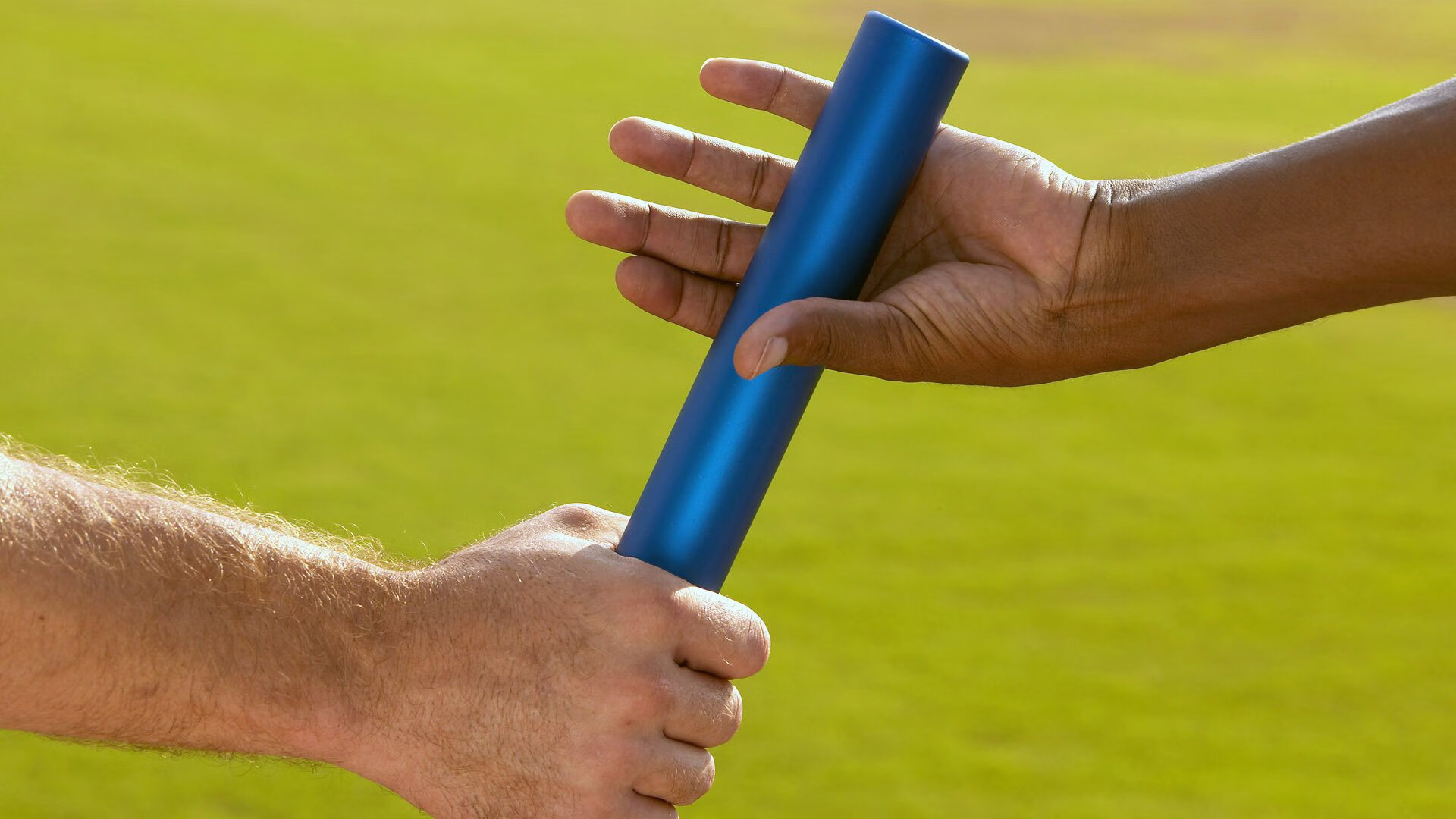 逆境中崛起的“英雄队伍”：他们如何翻盘逆转？，逆境造就英雄的案例